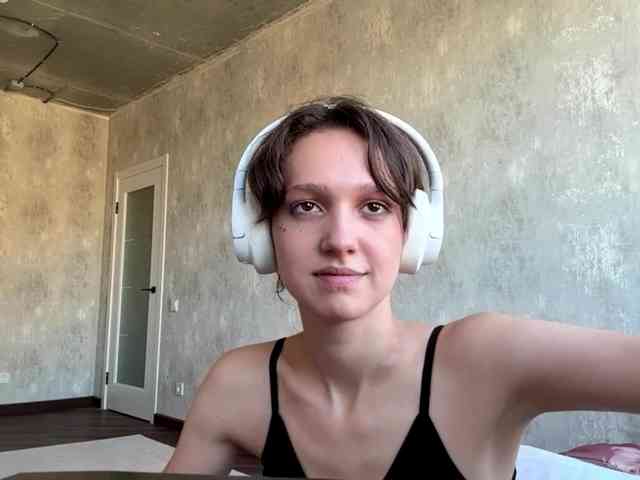 SunniCunningan webcam