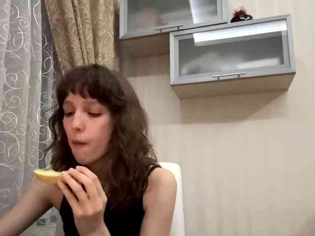 SunniCunningan webcam