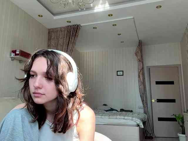 SunniCunningan webcam