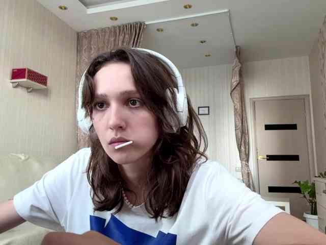 SunniCunningan webcam
