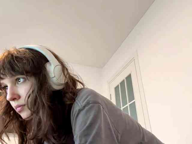 SunniCunningan webcam