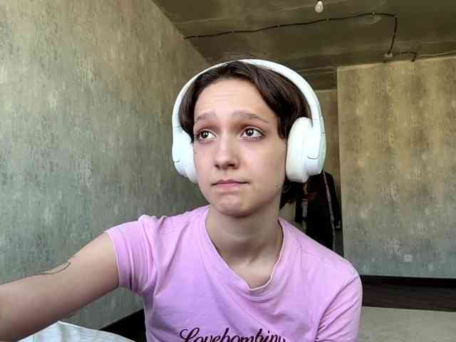 SunniCunningan webcam