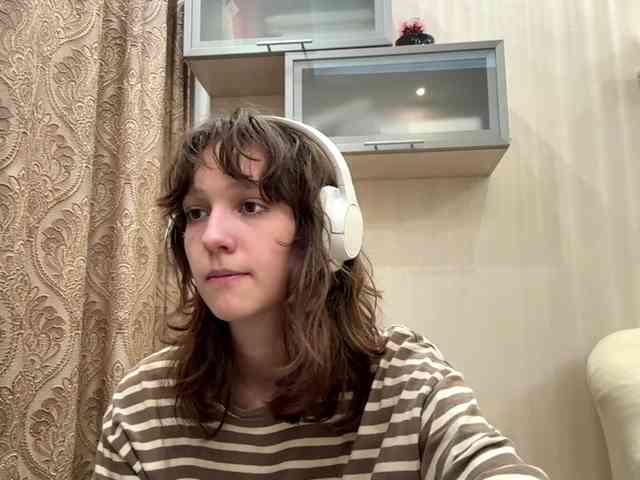 SunniCunningan webcam