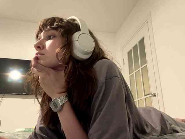 SunniCunningan webcam