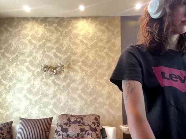 SunniCunningan webcam