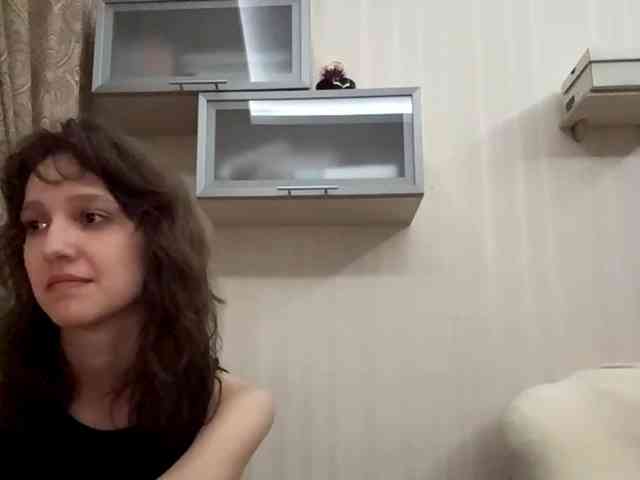 SunniCunningan webcam