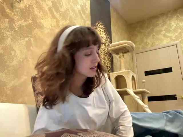 SunniCunningan webcam
