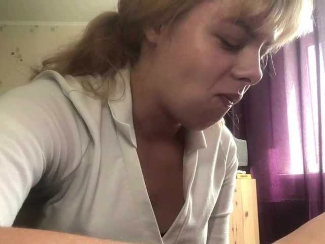 SandyThorington live cam on BongaCams