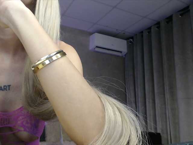 DezireeDoly live cam on BongaCams