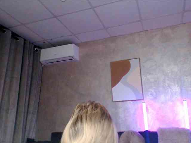 DezireeDoly webcam