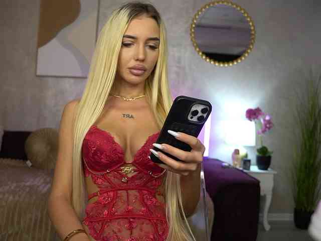 DezireeDoly webcam