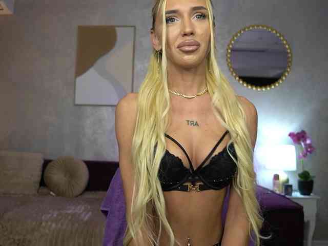 DezireeDoly webcam