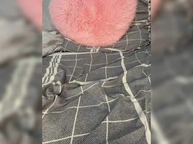 Kitti2918 live cam preview