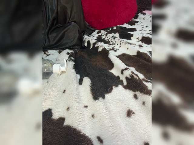 Kitti2918 live cam preview