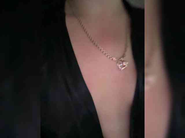 Kitti2918 webcam