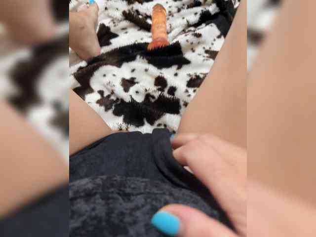 Kitti2918 webcam