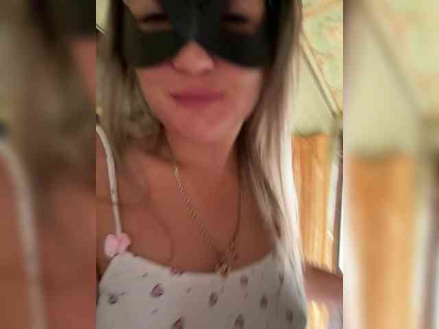 Kitti2918 webcam