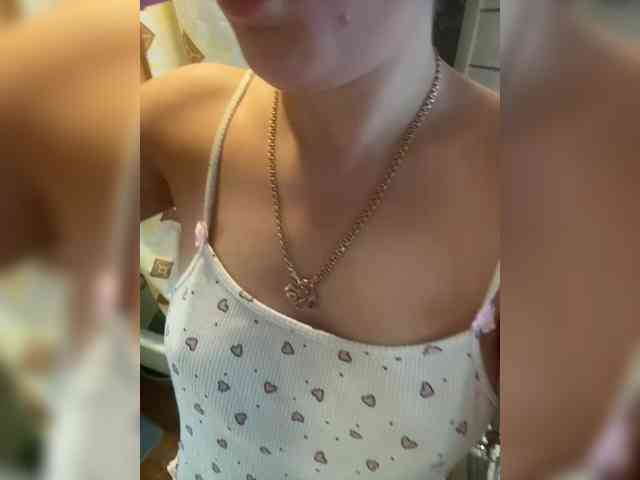 Kitti2918 webcam