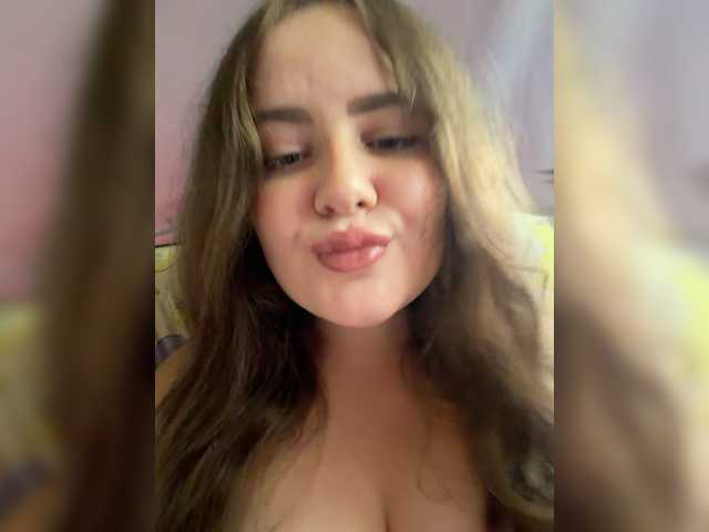 Lumiaa live cam on BongaCams