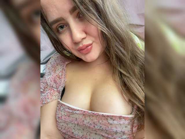 Lumiaa live cam on BongaCams
