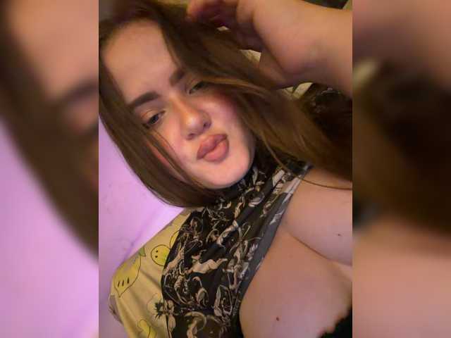 Lumiaa live cam on BongaCams