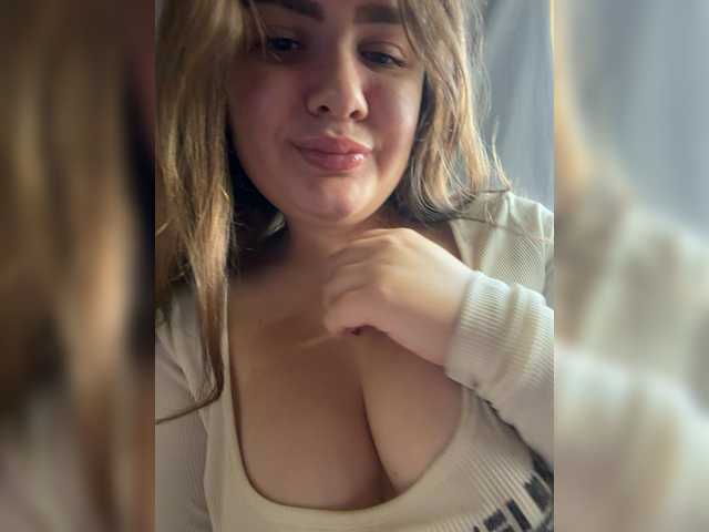 Lumiaa live cam on BongaCams