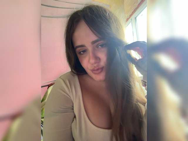 Lumiaa live cam on BongaCams