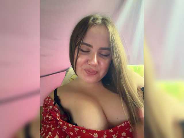 Lumiaa live cam on BongaCams