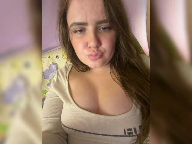Lumiaa live cam on BongaCams
