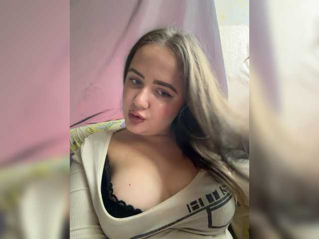 Lumiaa live cam on BongaCams