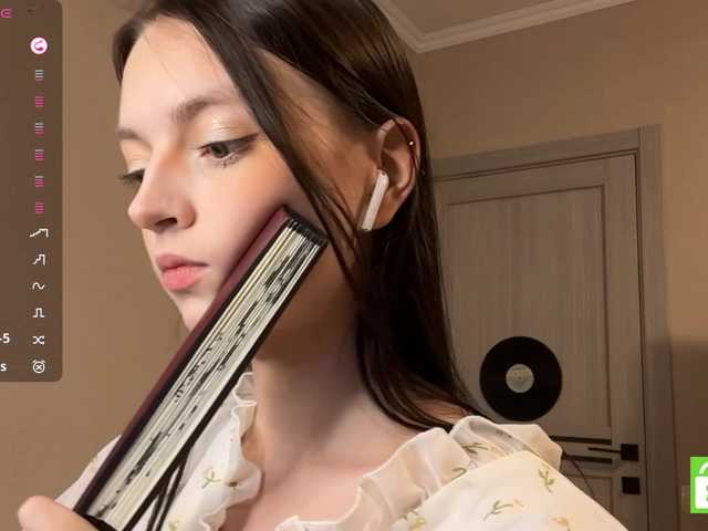 GennyValerio live cam on BongaCams