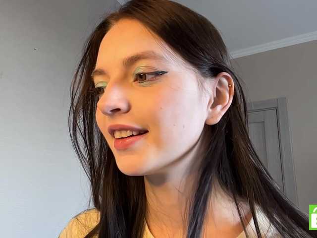 GennyValerio live cam on BongaCams