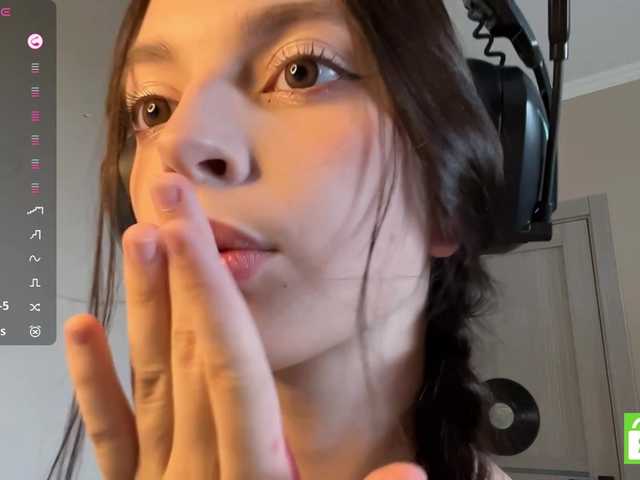 GennyValerio live cam on BongaCams