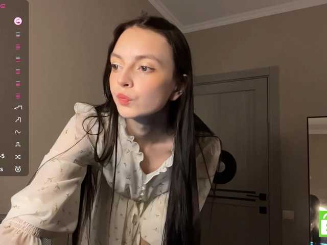 GennyValerio live cam on BongaCams