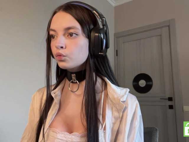 GennyValerio live cam on BongaCams
