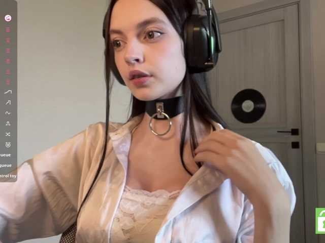 GennyValerio live cam on BongaCams