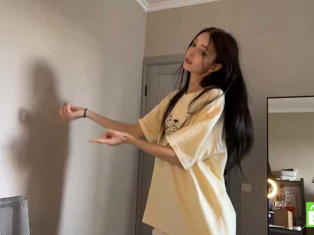 GennyValerio live cam on BongaCams