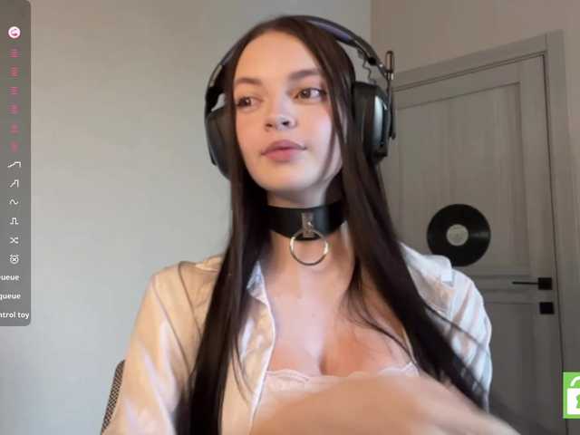 GennyValerio live cam on BongaCams