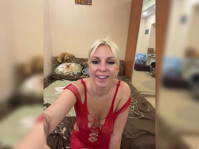 LisaMe live cam on BongaCams