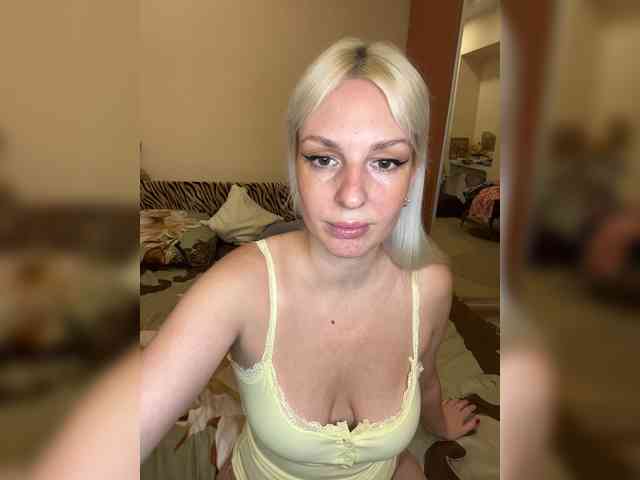 LisaMe webcam