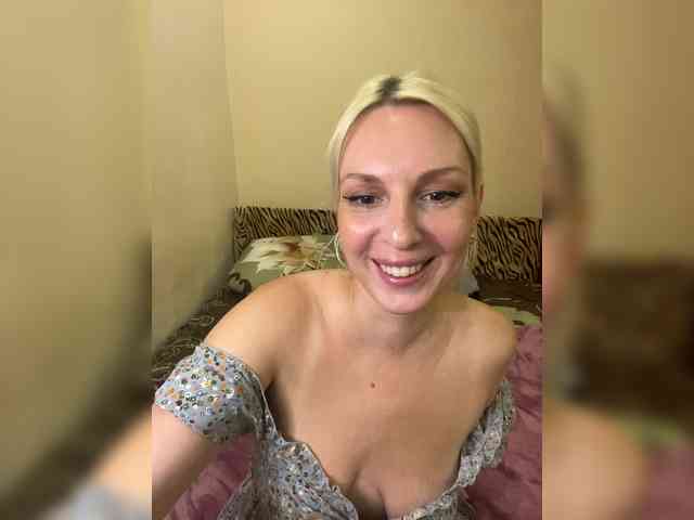 LisaMe webcam