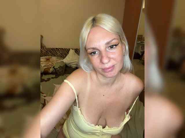 LisaMe webcam