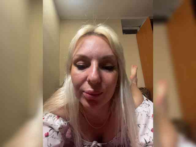 LisaMe webcam