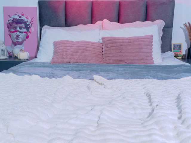 lilmeeow live cam on BongaCams