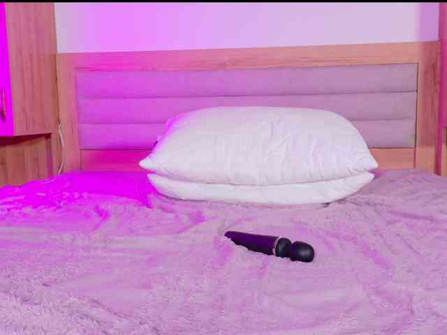 lilmeeow's live room