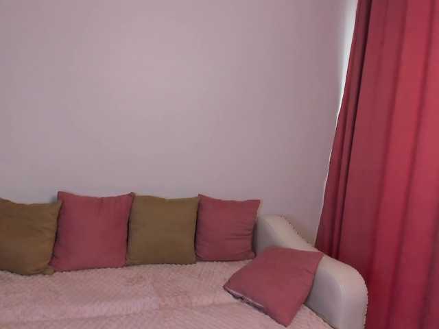 Mooniriss live webcam show