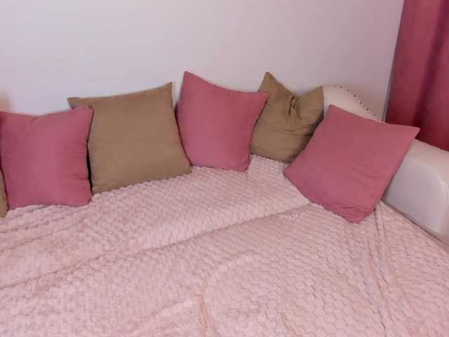 Mooniriss live webcam show