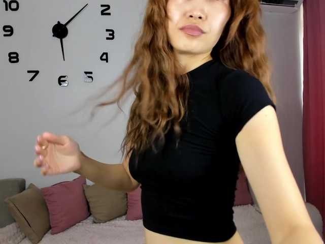 Mooniriss live webcam show