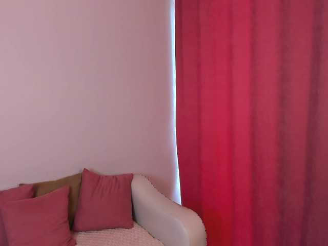 Mooniriss live webcam show