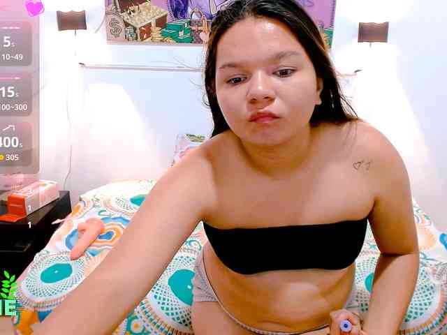 naomi18a webcam